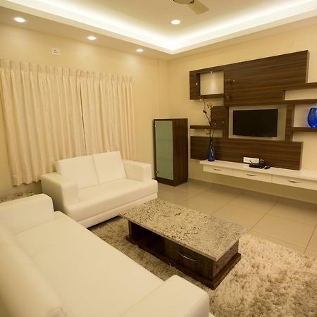 Benaka Suites Bengaluru Zewnętrze zdjęcie
